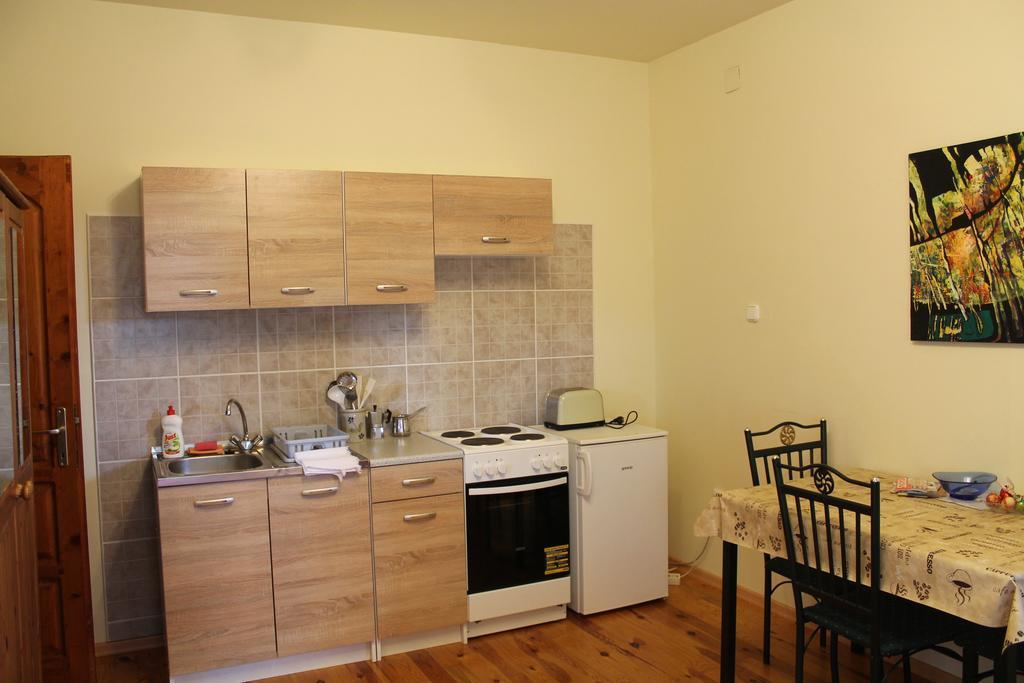 Vargapartman Segedín Exteriér fotografie